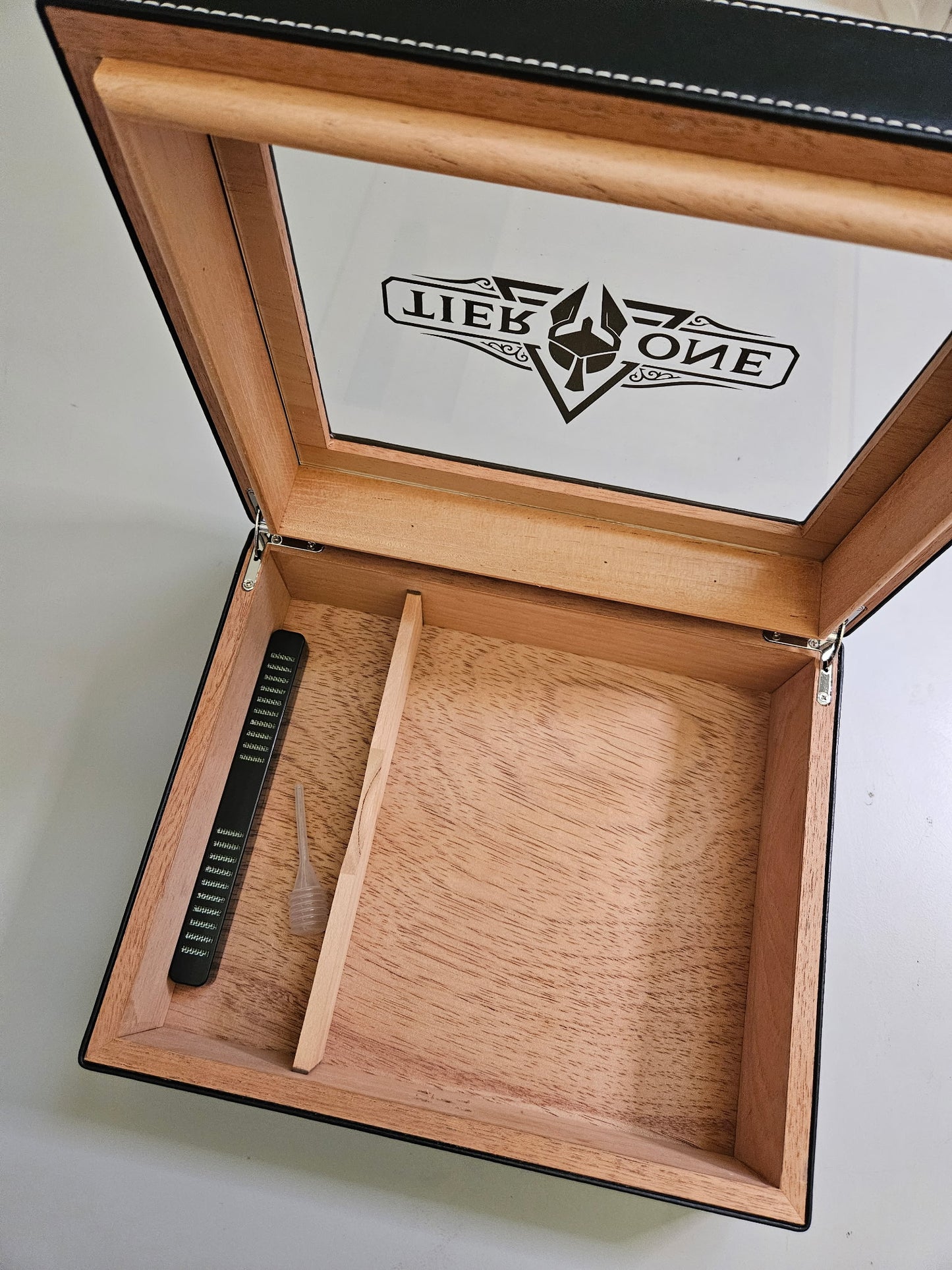 Tier One Premium Cigar Humidor